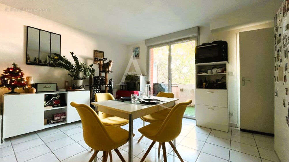 Appartement à FONBEAUZARD