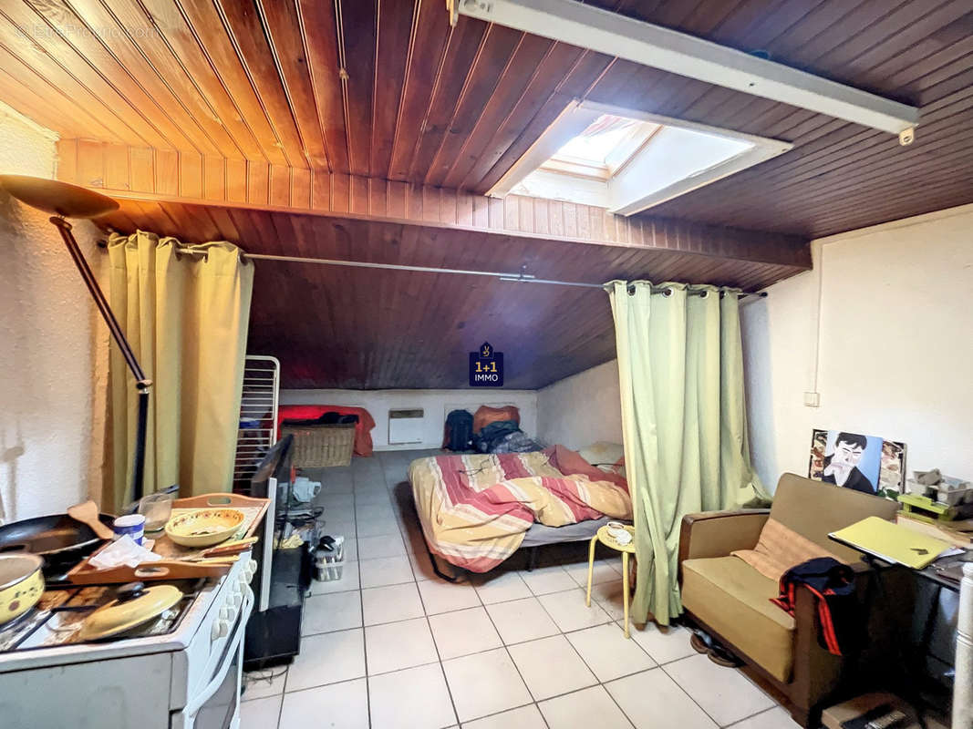 studette - Appartement à DRAGUIGNAN