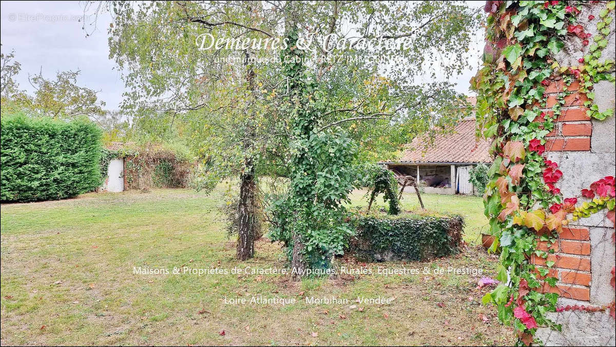 Maison à BOUSSAY