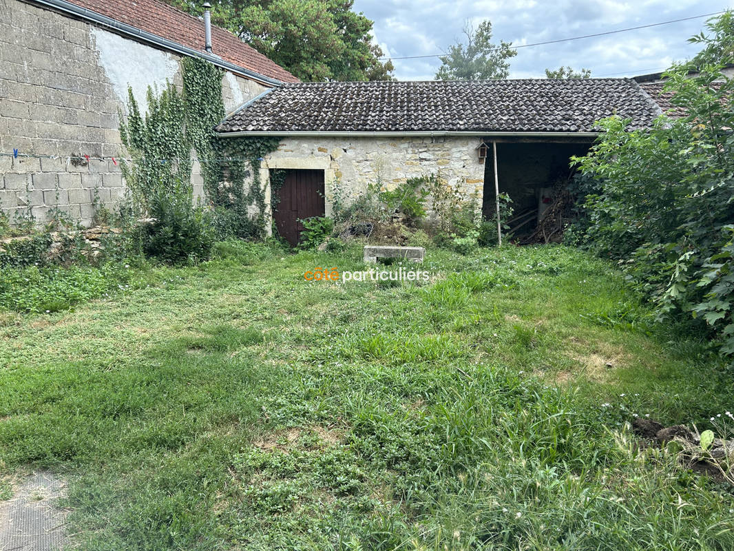 Maison à SAINT-AMAND-MONTROND