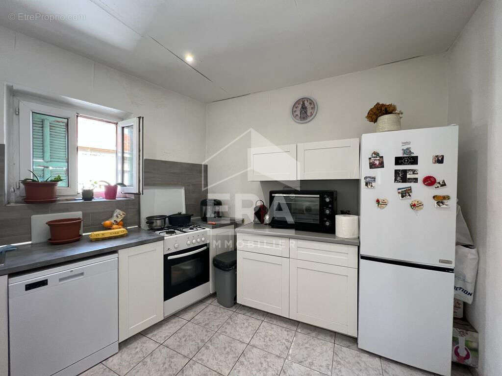 Appartement à MARSEILLE-11E