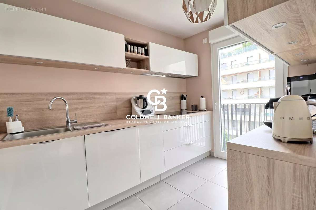 Appartement à LYON-9E