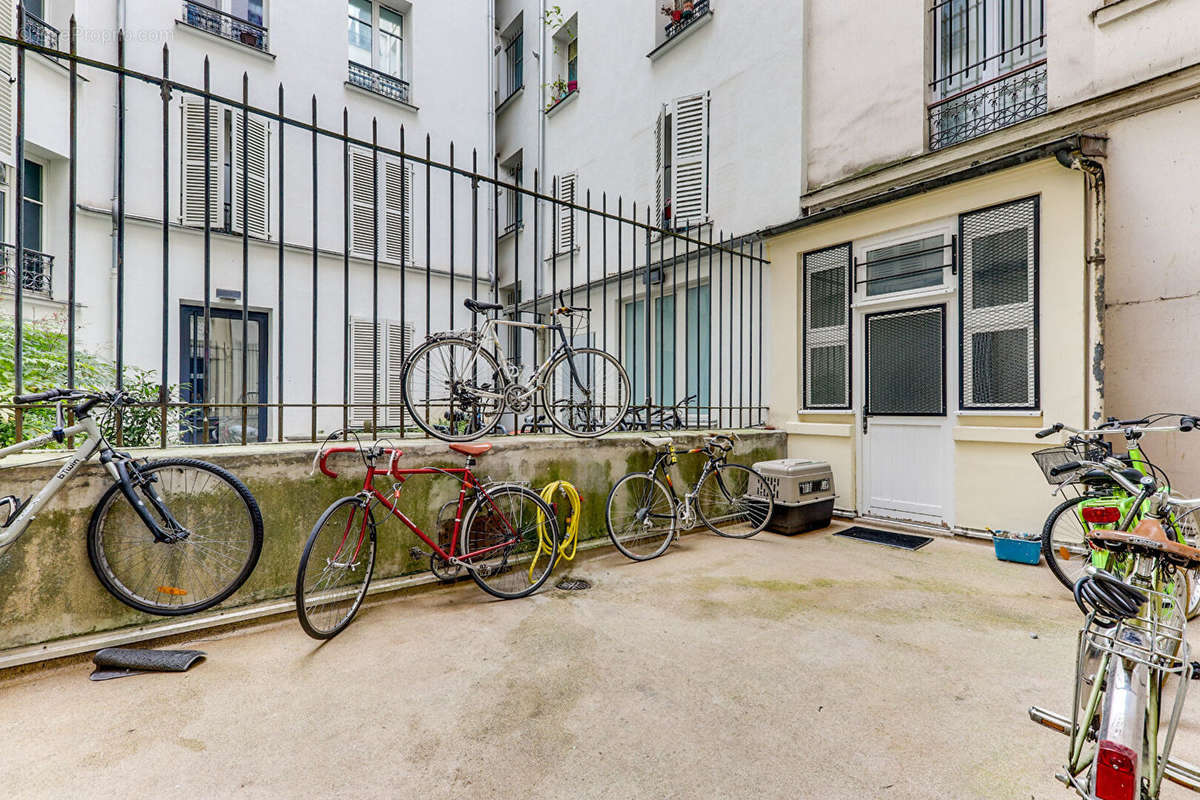 Appartement à PARIS-20E