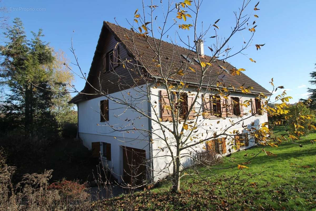 Appartement à MOULINS-ENGILBERT