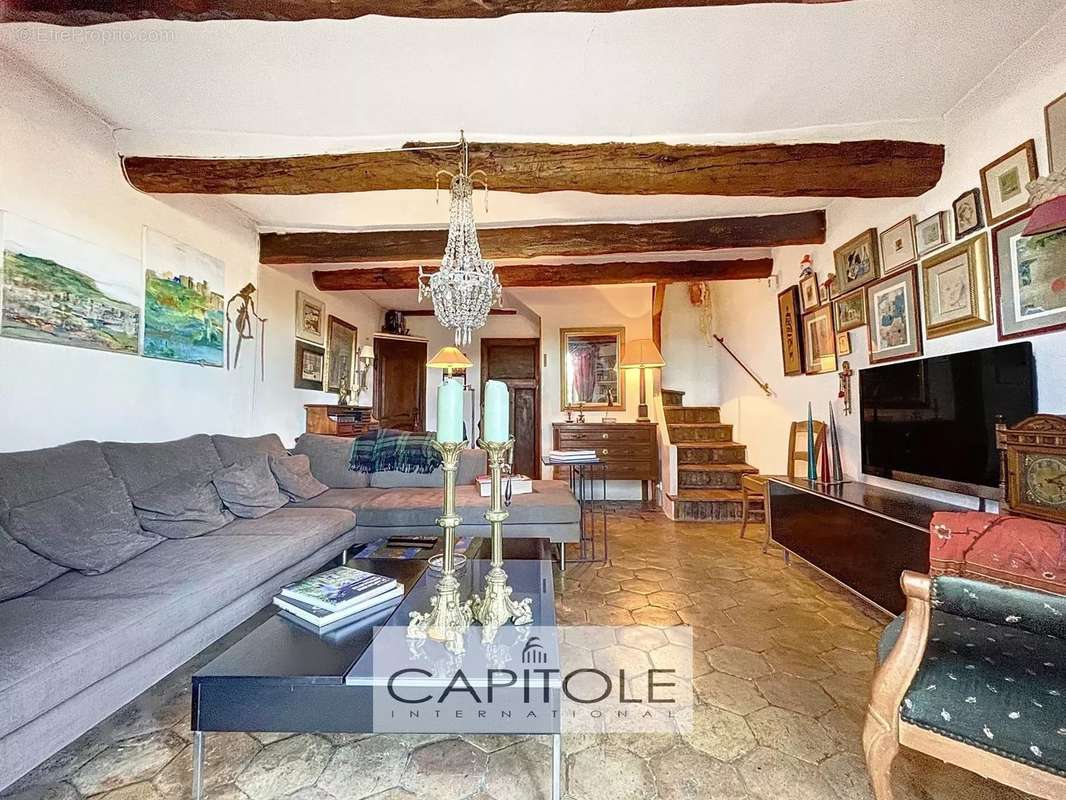 Appartement à CAGNES-SUR-MER