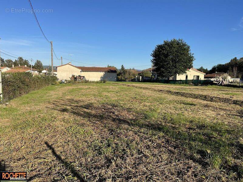 Terrain à BALBIGNY