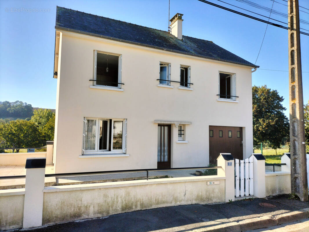 Maison à VOUTRE