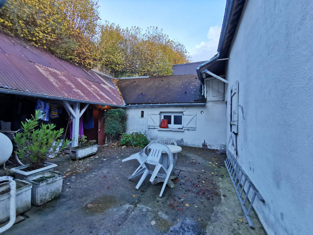 Maison à LONGNY-AU-PERCHE