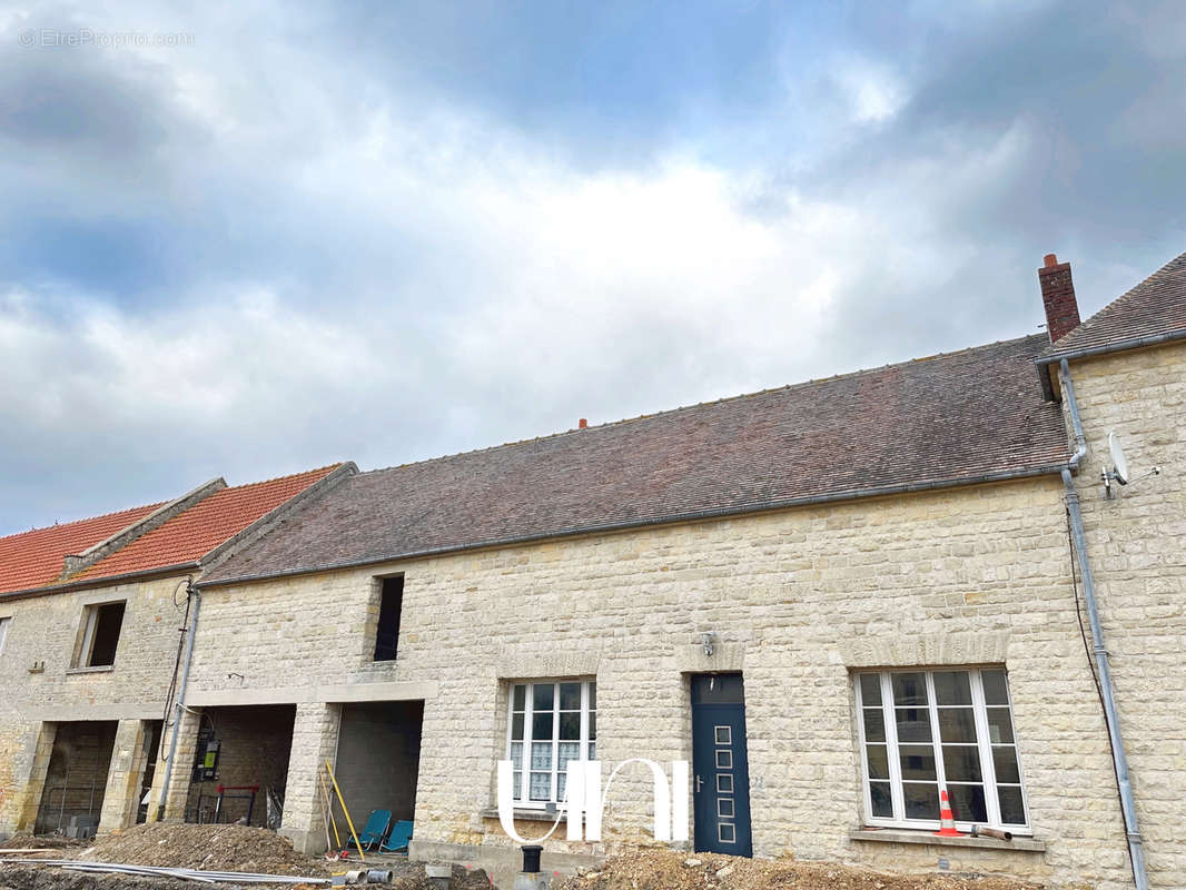 Maison à PUTOT-EN-BESSIN