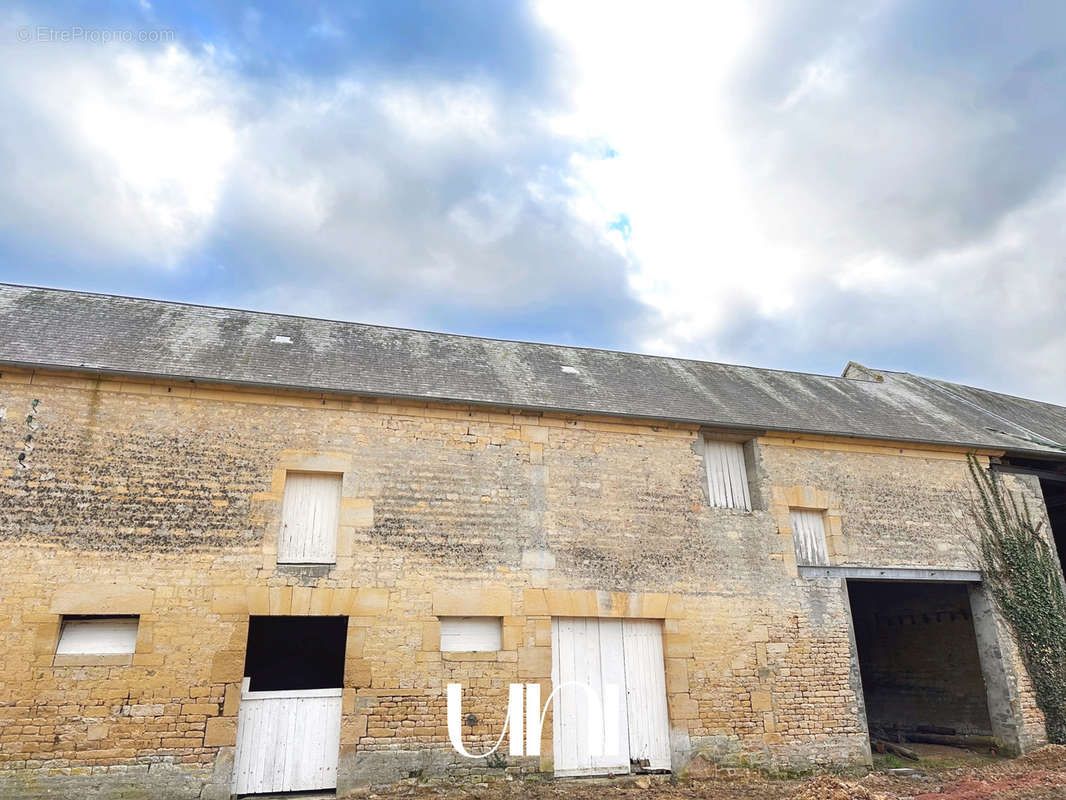 Maison à PUTOT-EN-BESSIN