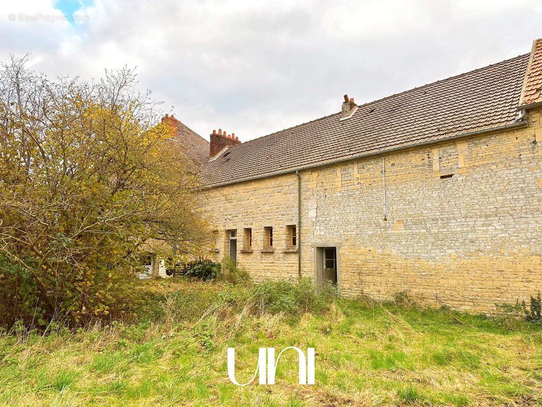 Maison à PUTOT-EN-BESSIN