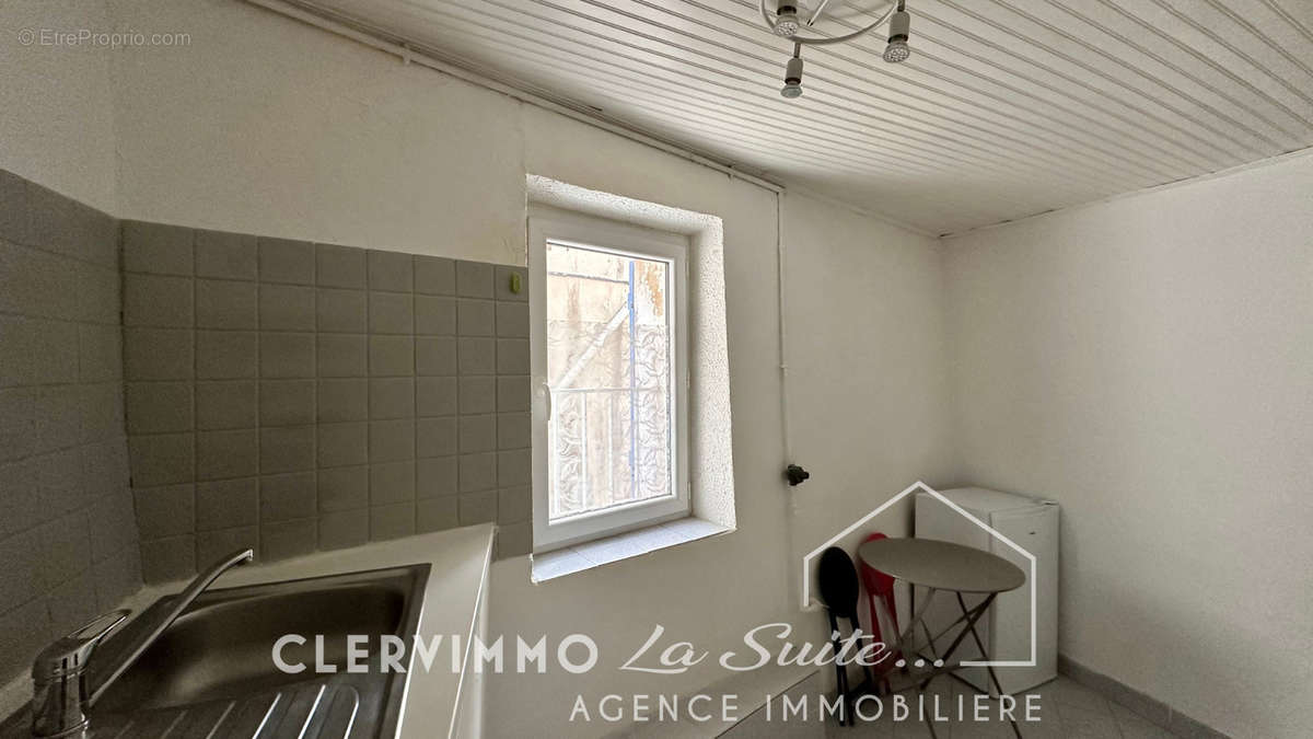 Appartement à MARSEILLE-11E