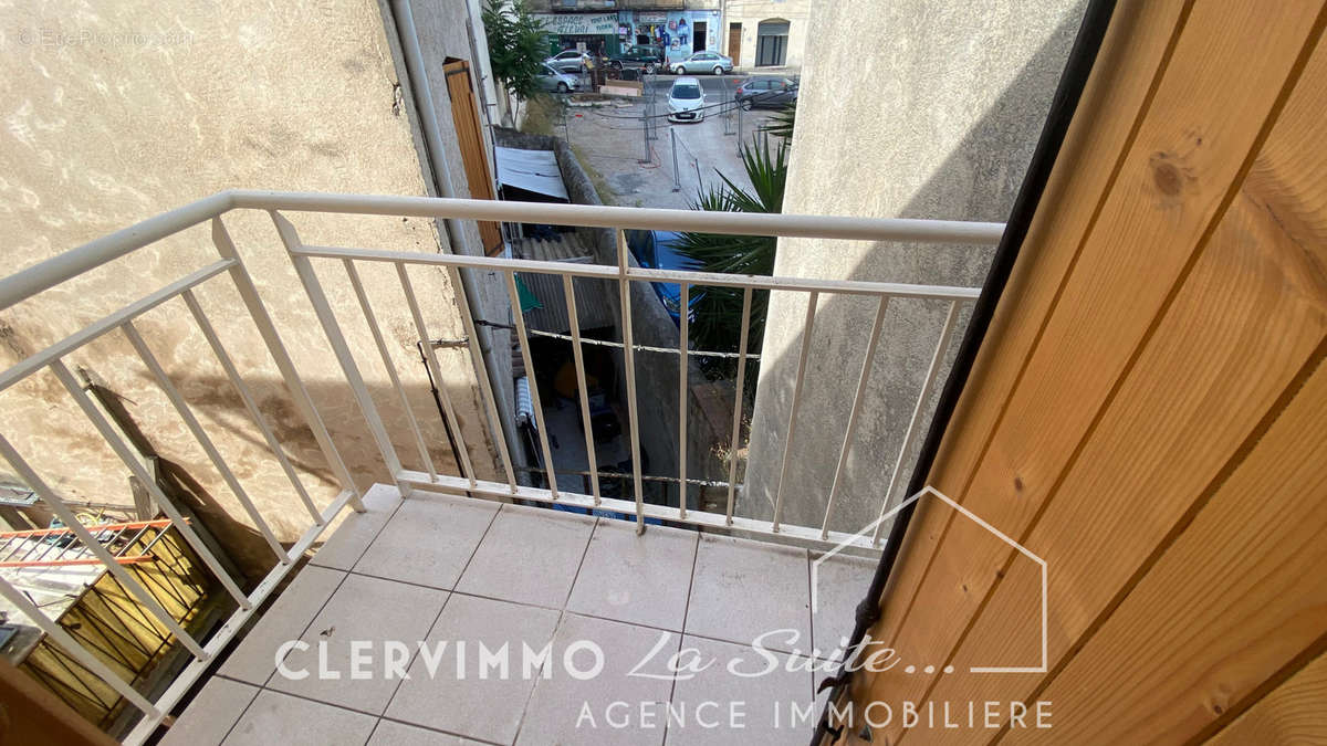 Appartement à MARSEILLE-11E