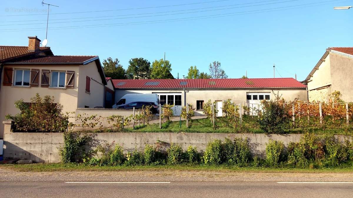 Maison à LANEUVELLE