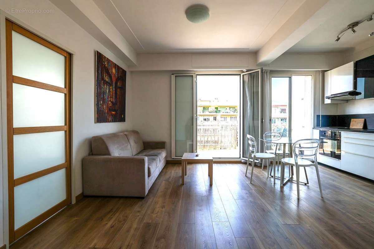 Appartement à NICE