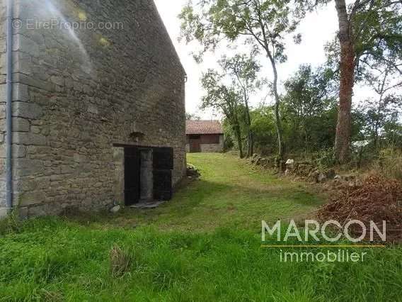 Maison à CHAMPAGNAT