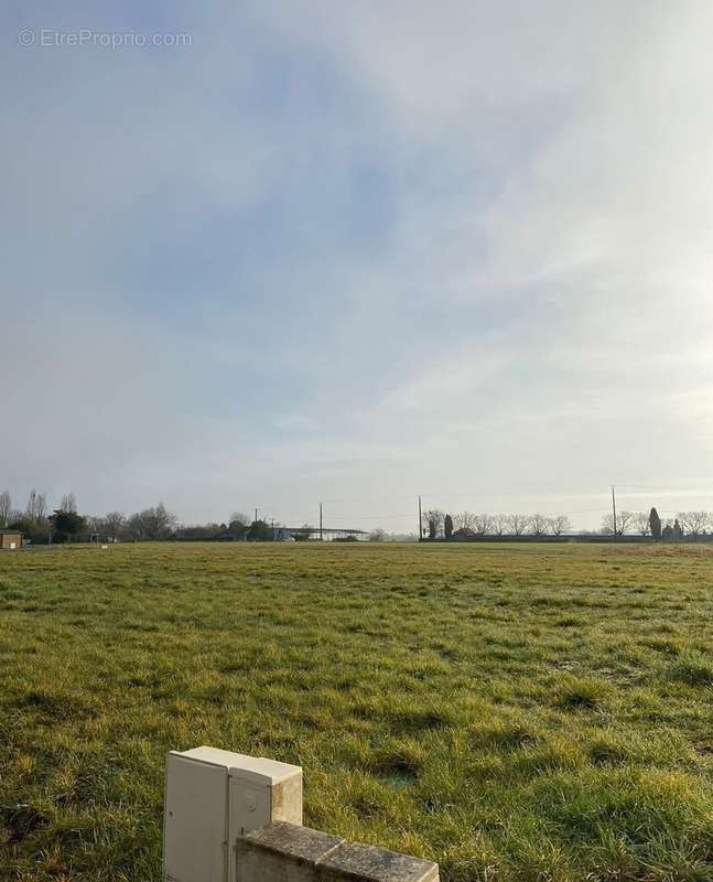 Terrain à VENAREY-LES-LAUMES