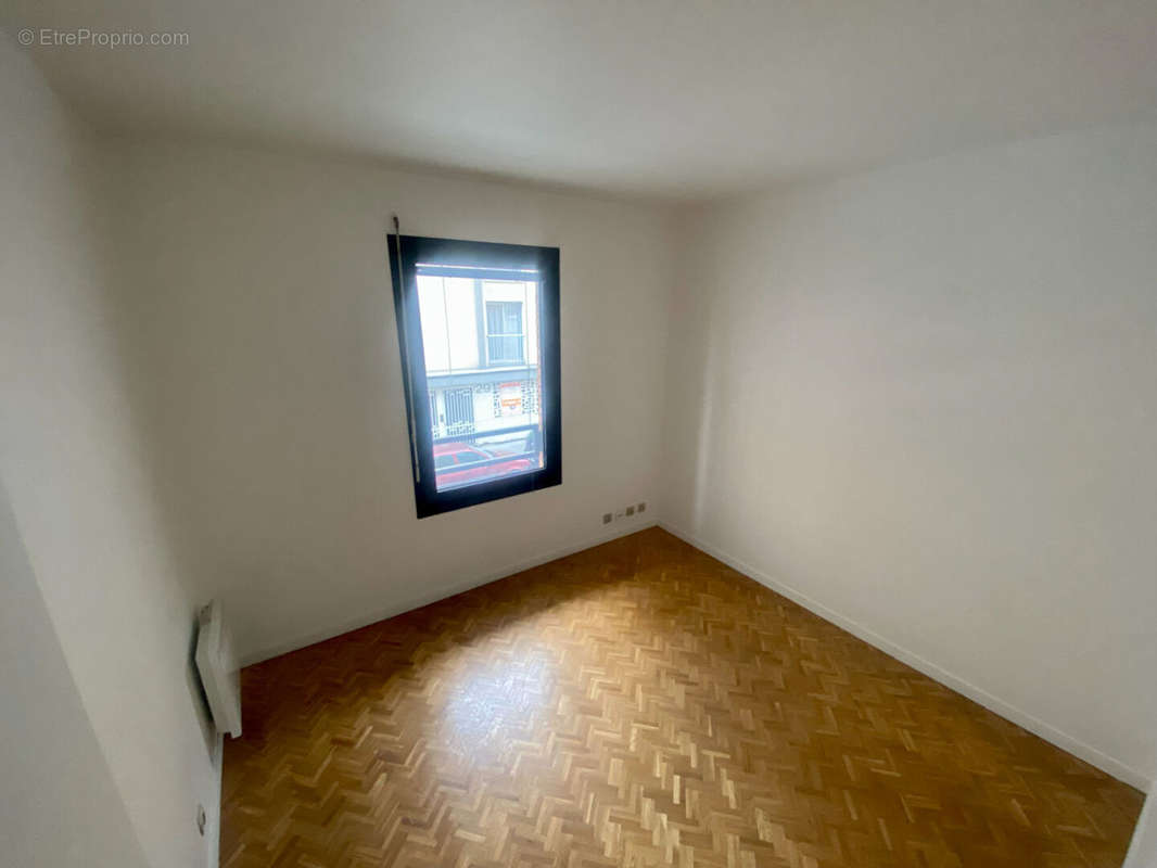 Appartement à PARIS-20E