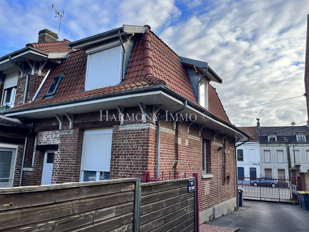 Appartement à WATTIGNIES