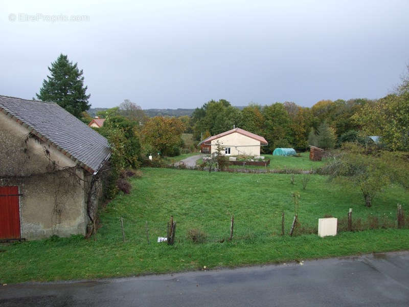 Maison à SAINT-PIERRE-DE-FRUGIE
