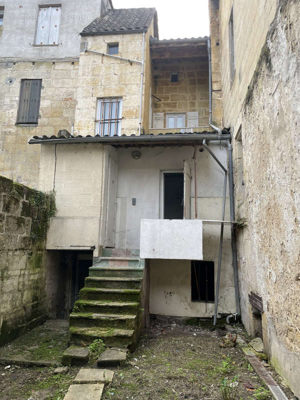 Maison à CASTILLON-LA-BATAILLE