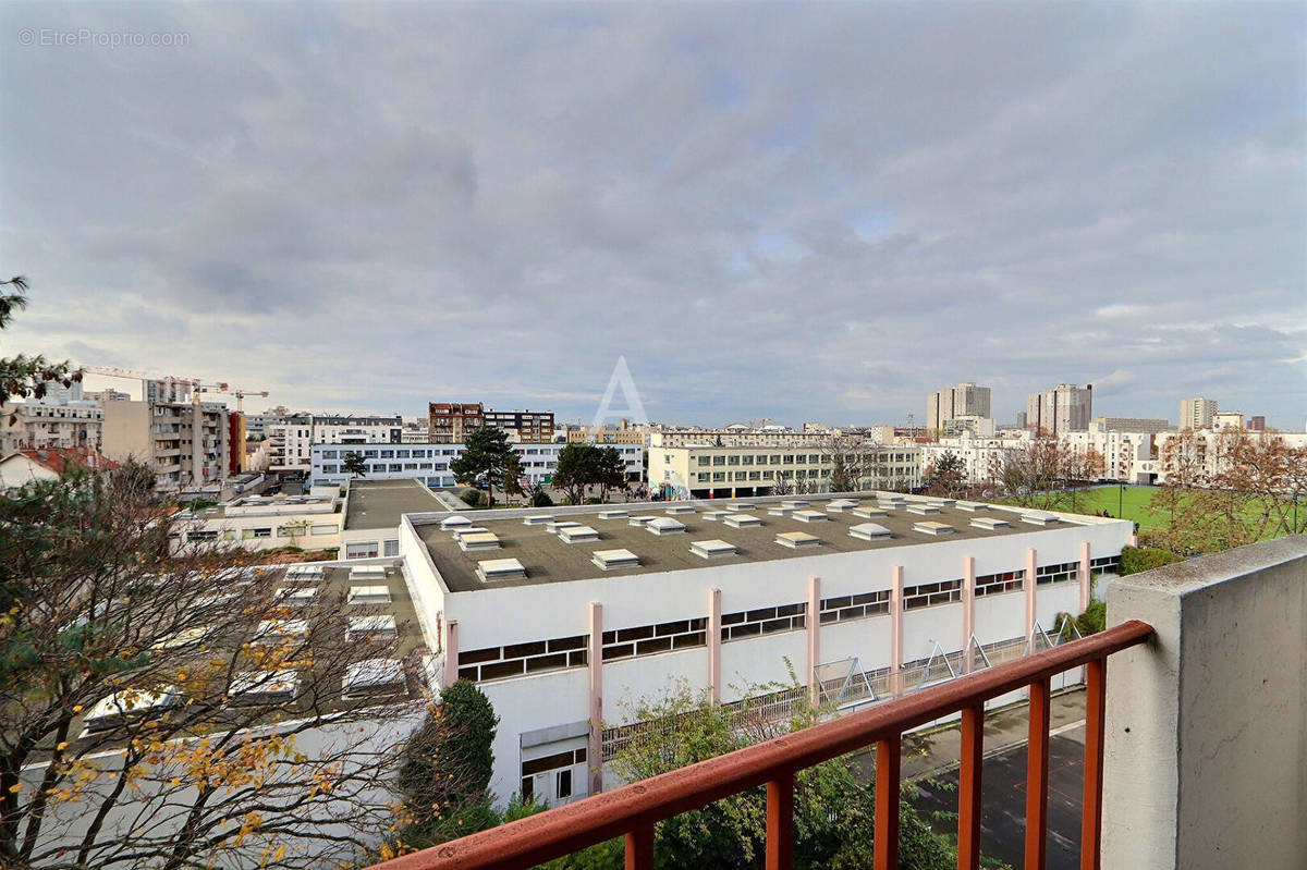 Appartement à AUBERVILLIERS