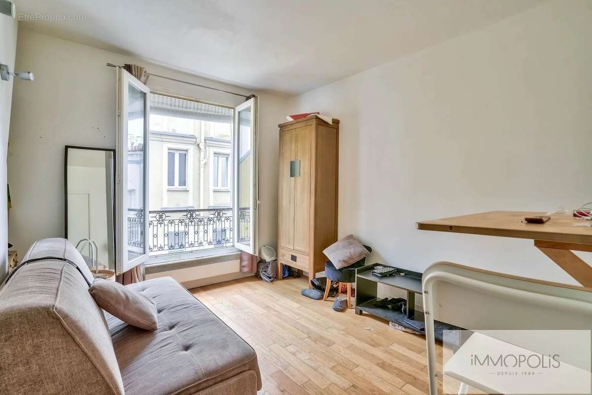 Appartement à PARIS-18E