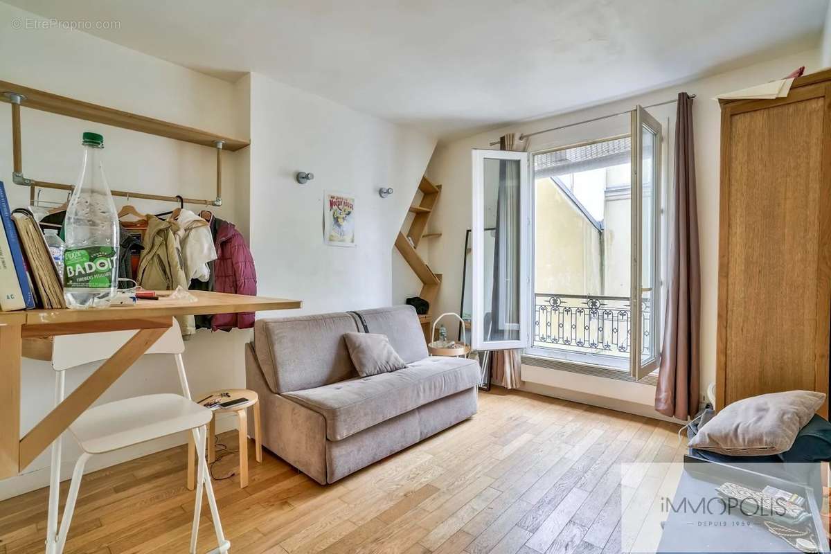 Appartement à PARIS-18E