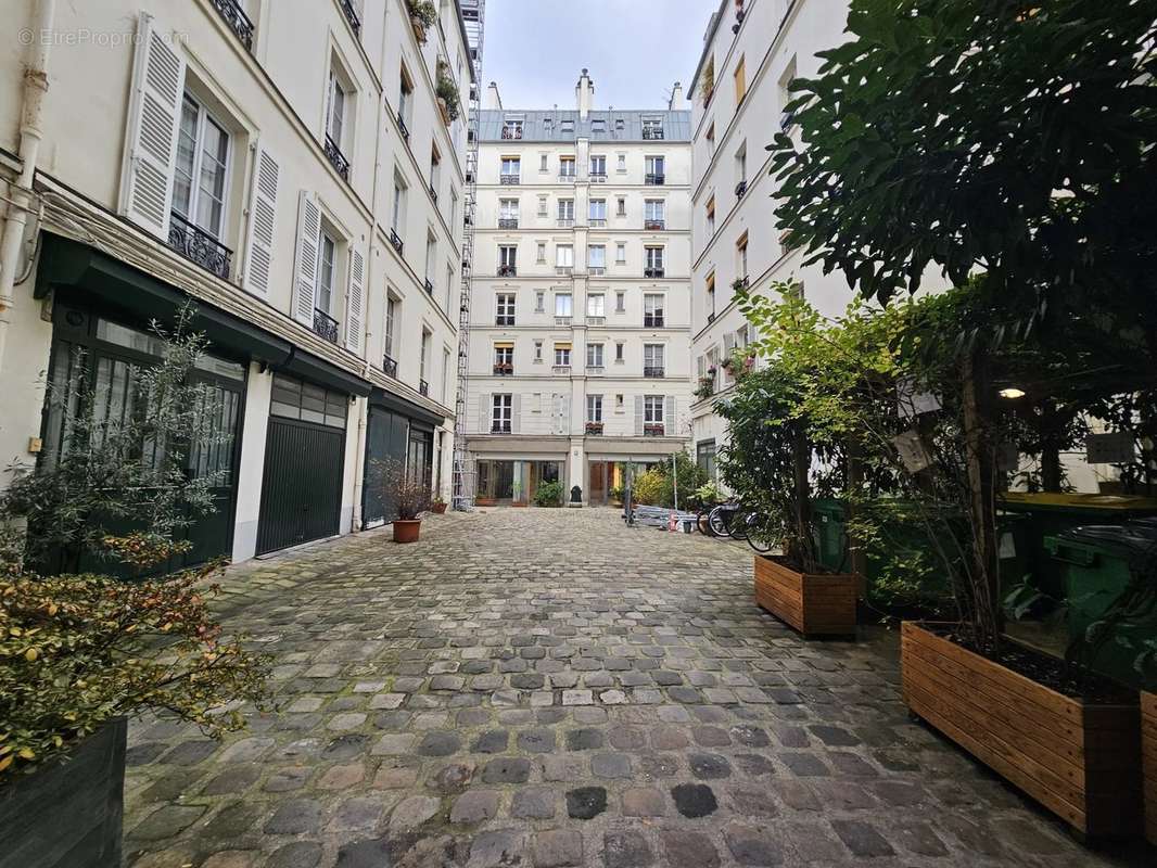 Appartement à PARIS-9E