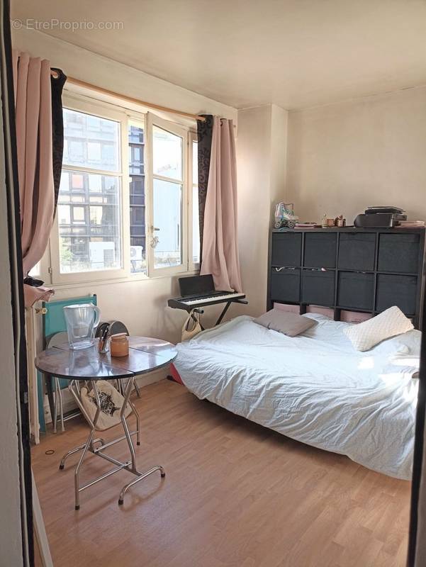 Appartement à PARIS-12E