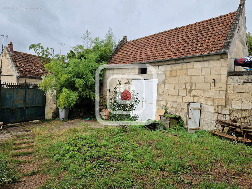 Maison à VAILLY-SUR-AISNE