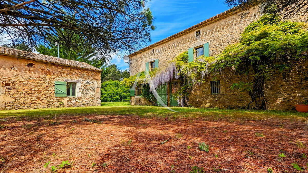 Maison à LACAPELLE-BIRON