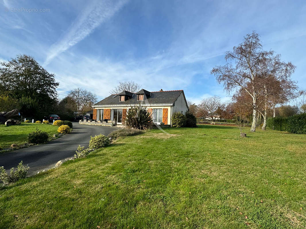 Maison à SAINT-SYLVAIN-D&#039;ANJOU