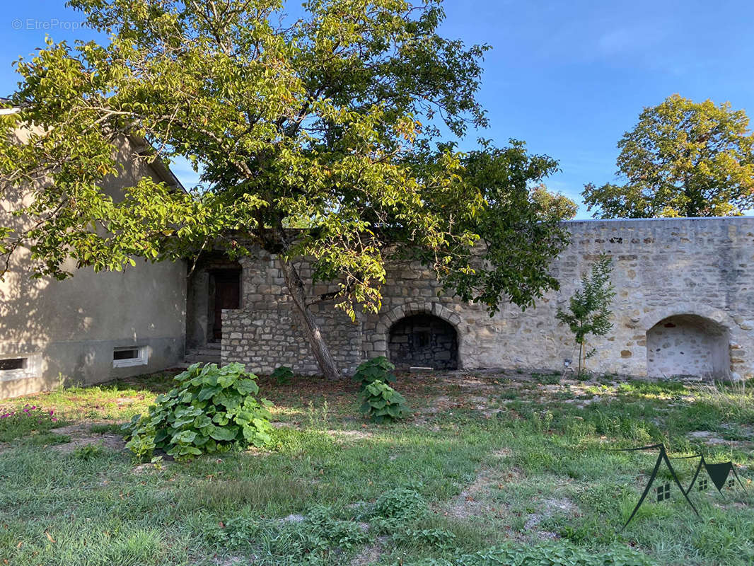 Maison à LE CHATELET