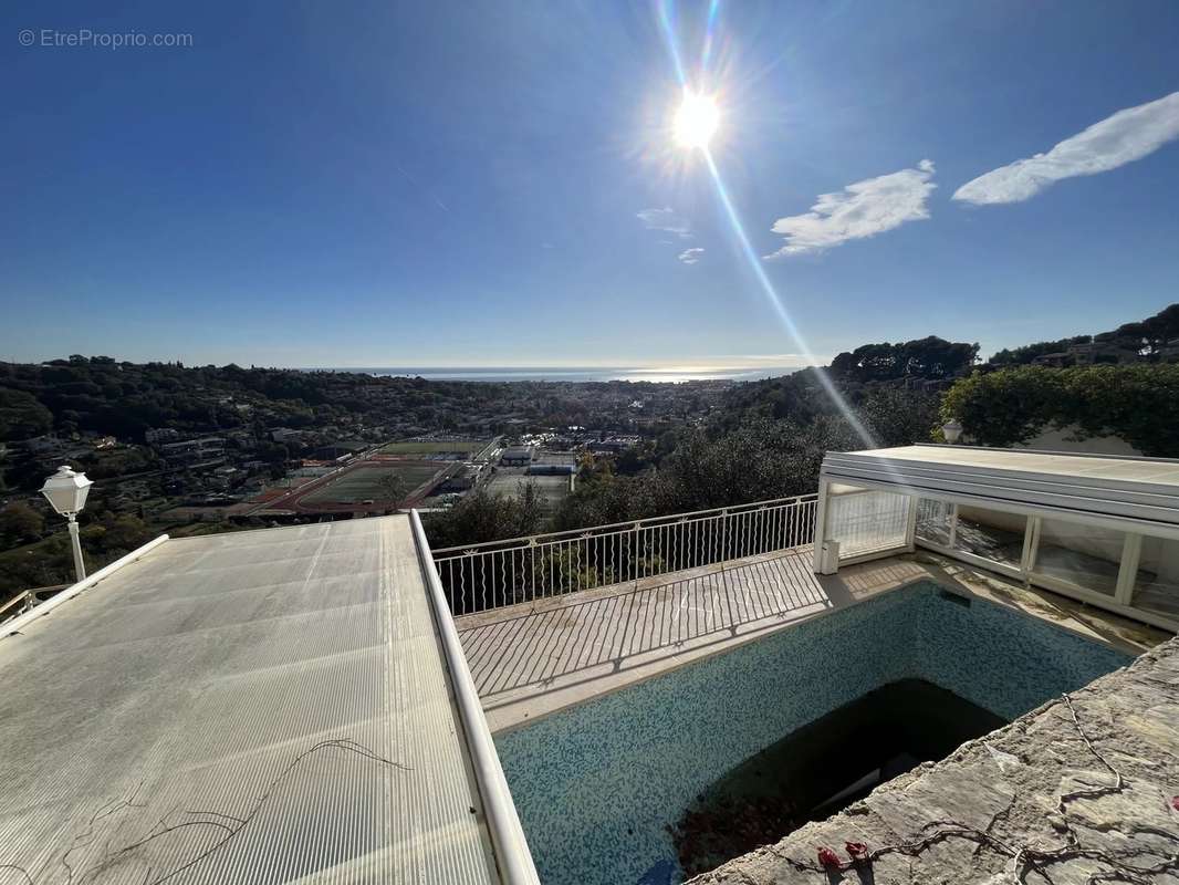 Maison à CAGNES-SUR-MER