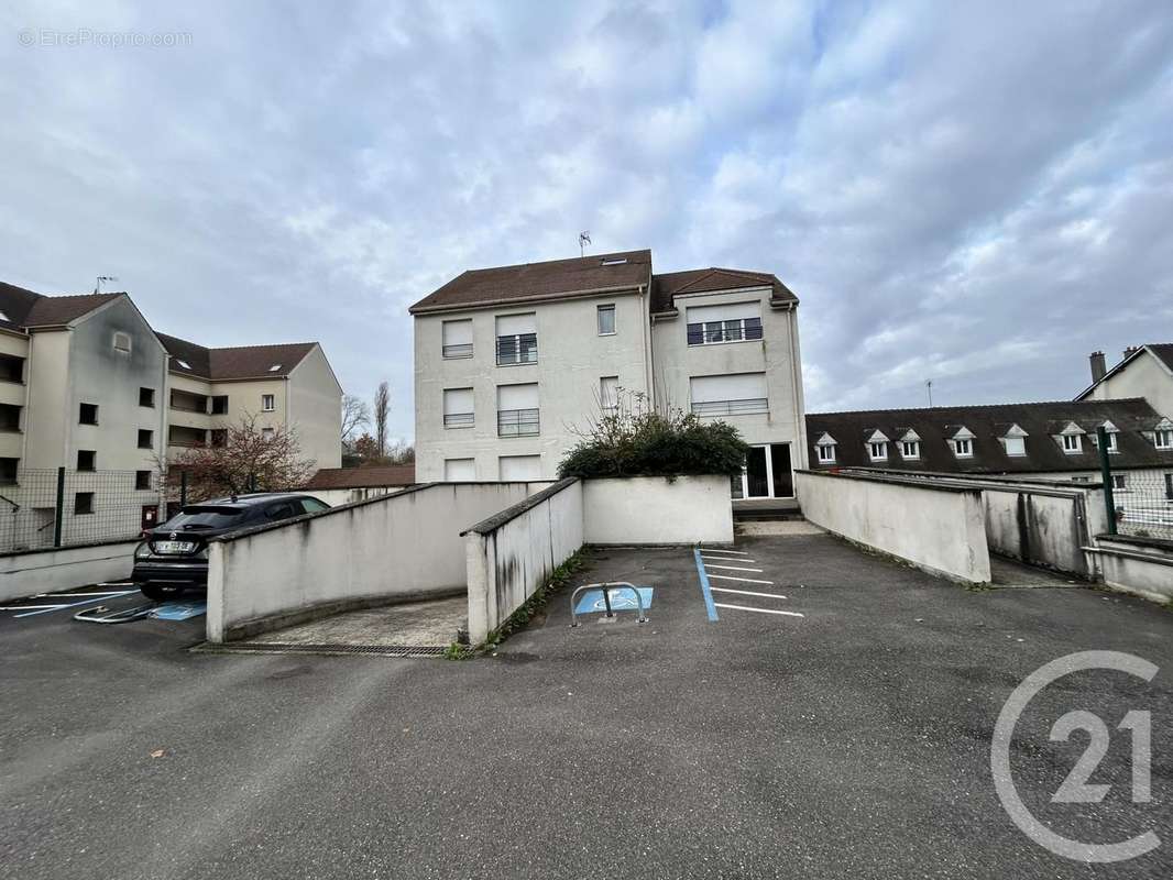 Appartement à DAMMARTIN-EN-GOELE