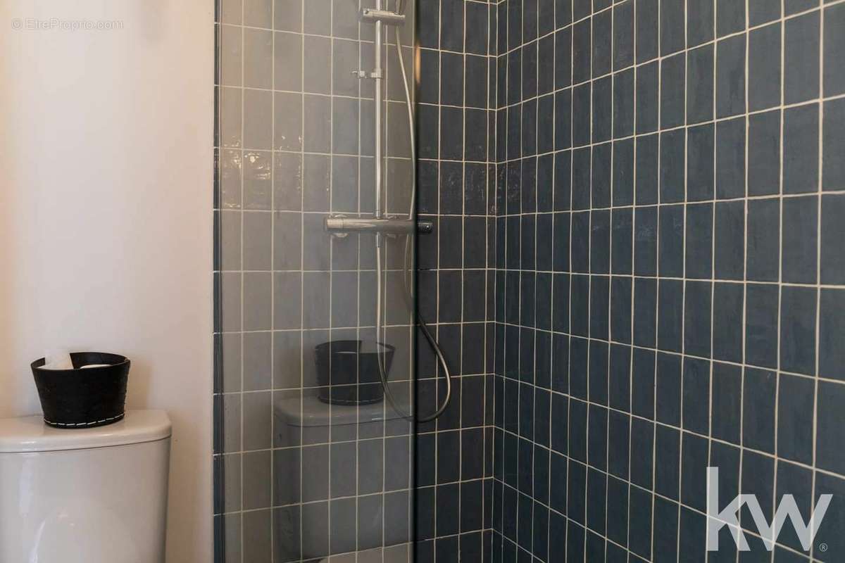 Appartement à MARSEILLE-3E