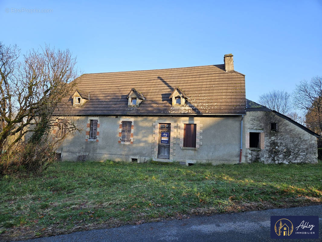 Maison à SOURSAC