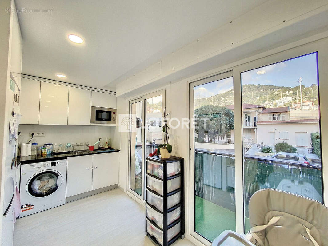 Appartement à ROQUEBRUNE-CAP-MARTIN