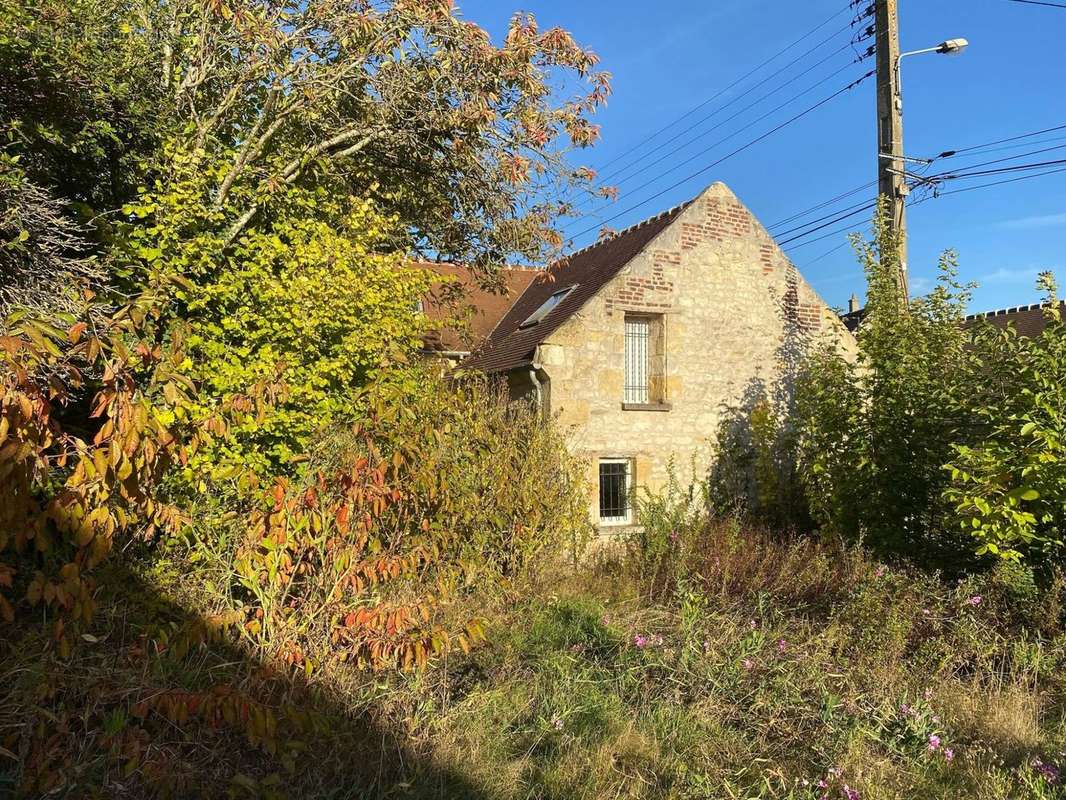 Maison à MONCHY-HUMIERES