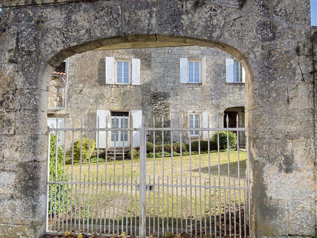 Maison à SERS