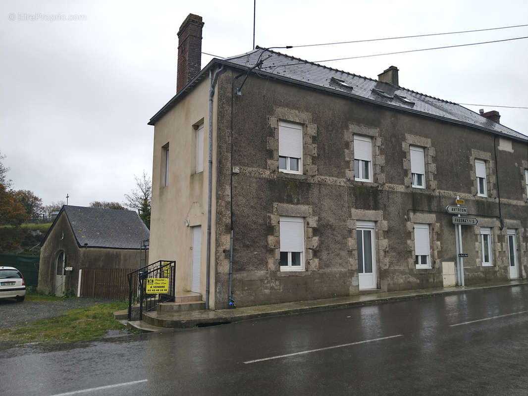 Maison à AVERTON