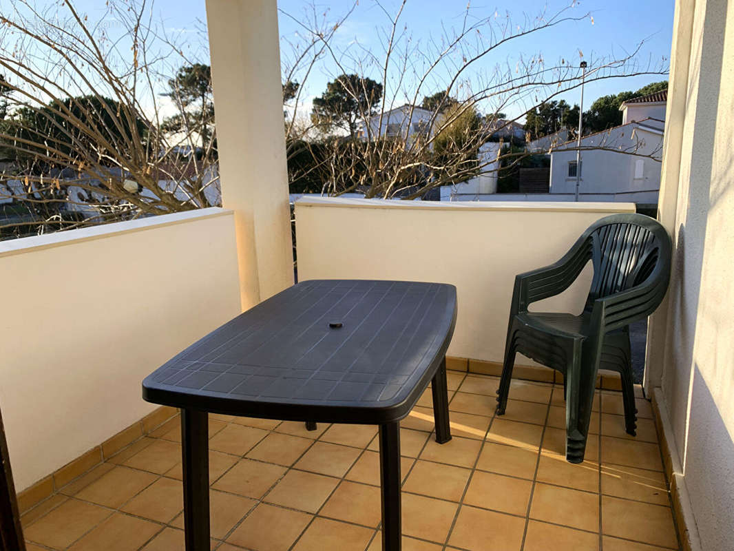 Appartement à VAUX-SUR-MER