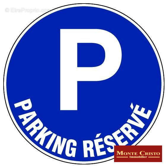 Parking à ROCQUENCOURT