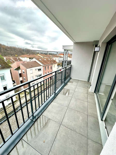 Appartement à BELLEGARDE-SUR-VALSERINE