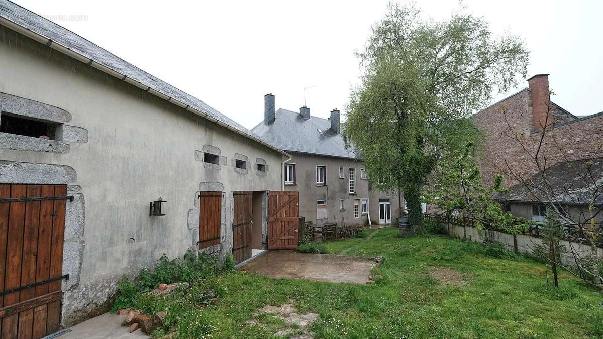 Maison à PLANCHEZ