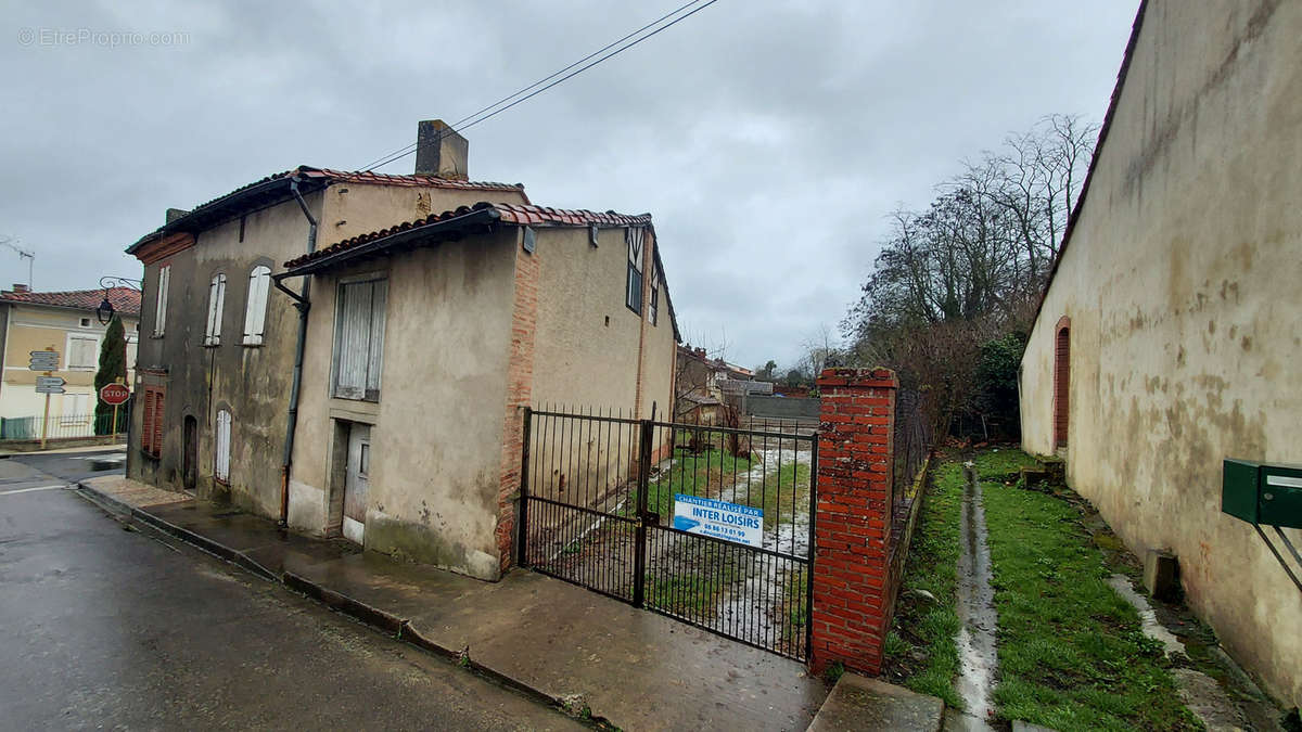 Maison à CINTEGABELLE