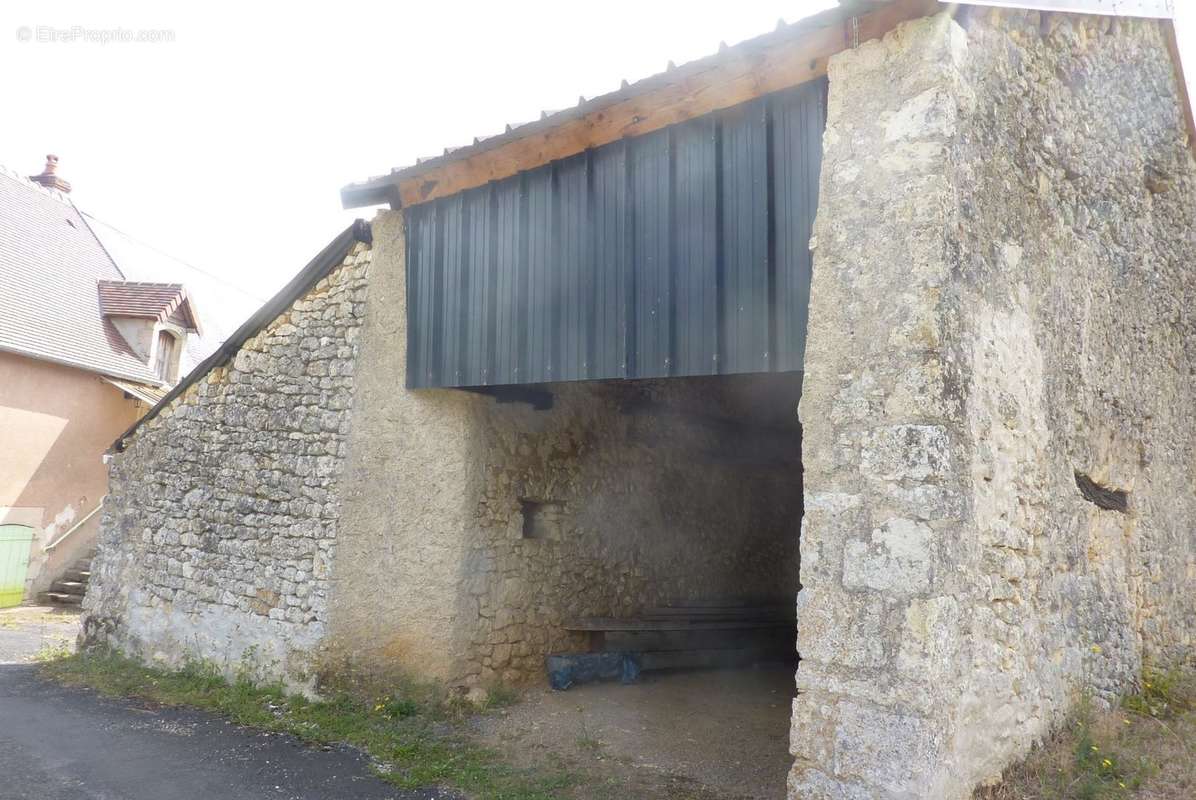 Maison à ANGLES-SUR-L&#039;ANGLIN