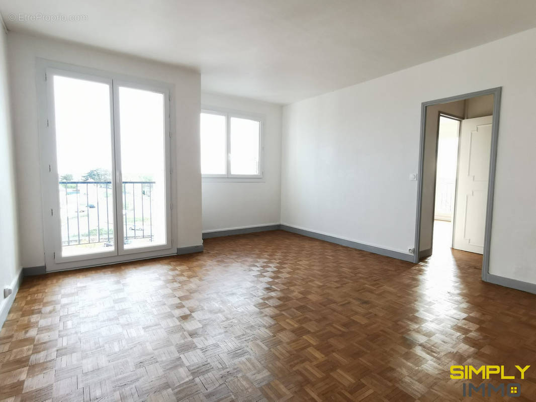 Appartement à CHATELLERAULT