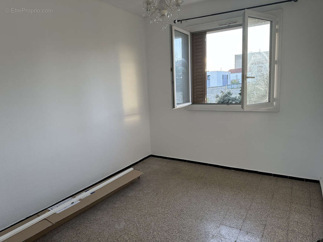 Appartement à MARSEILLE-15E